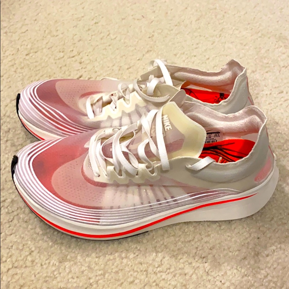 Nike zoom fly brand new MSRP $160